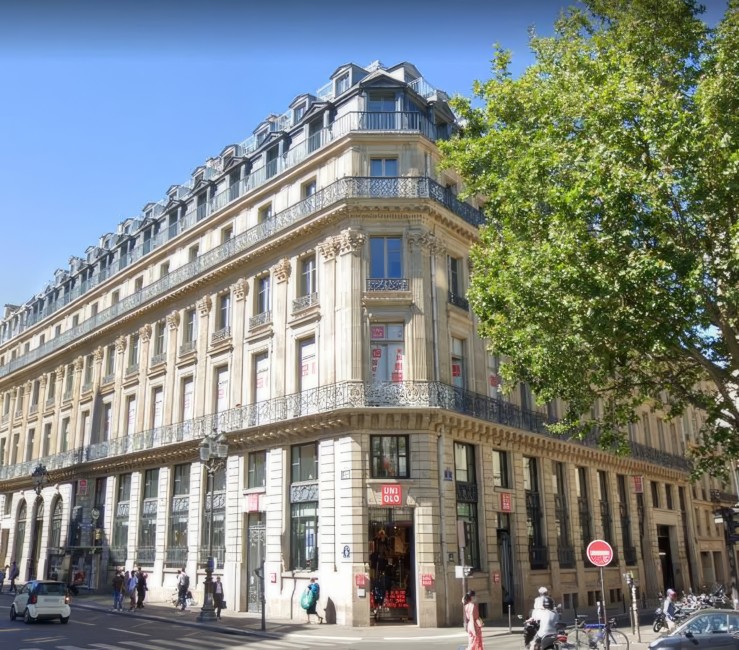 Hyphen-CSD_Uniqlo_Paris_Opera_Notice de Sécurité_210625pixels up